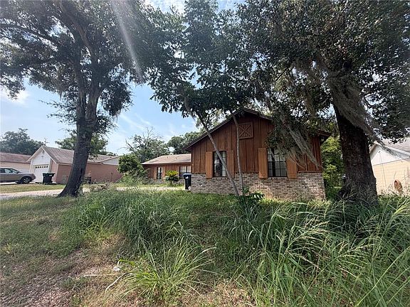 3rd image of 6234 SPARLING HILLS CIRCLE