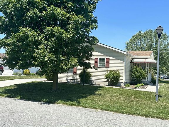 2nd image of 12 Catts Ln #21