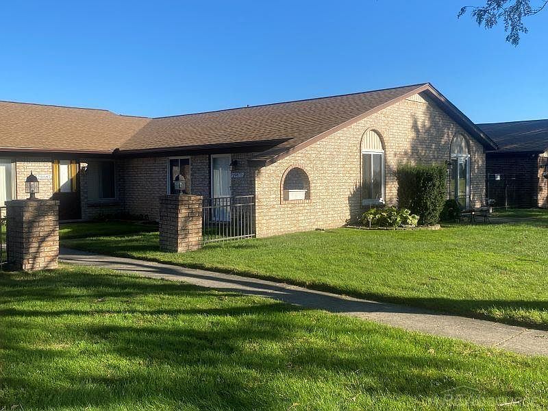 1st image of 29871 Park Place Dr #29