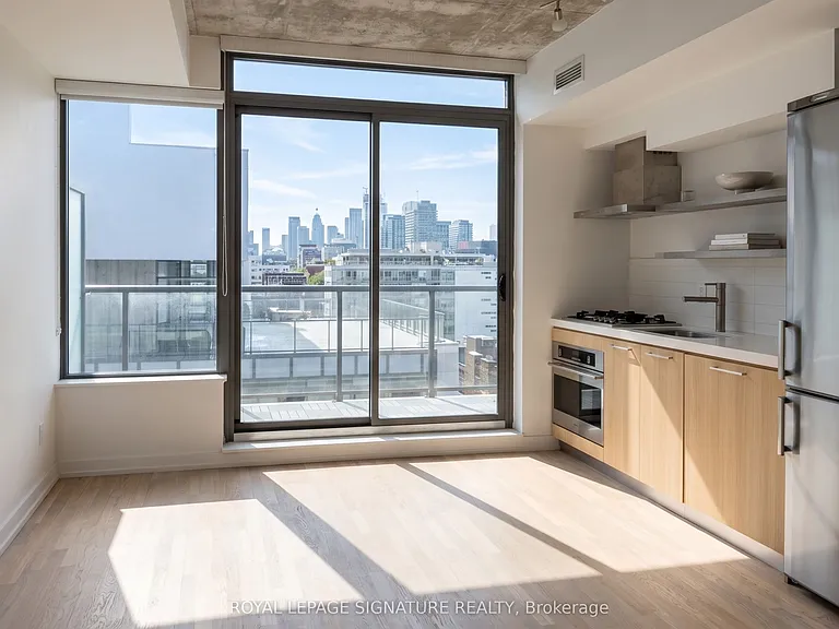 461 Adelaide St W #1022 — Photo 3