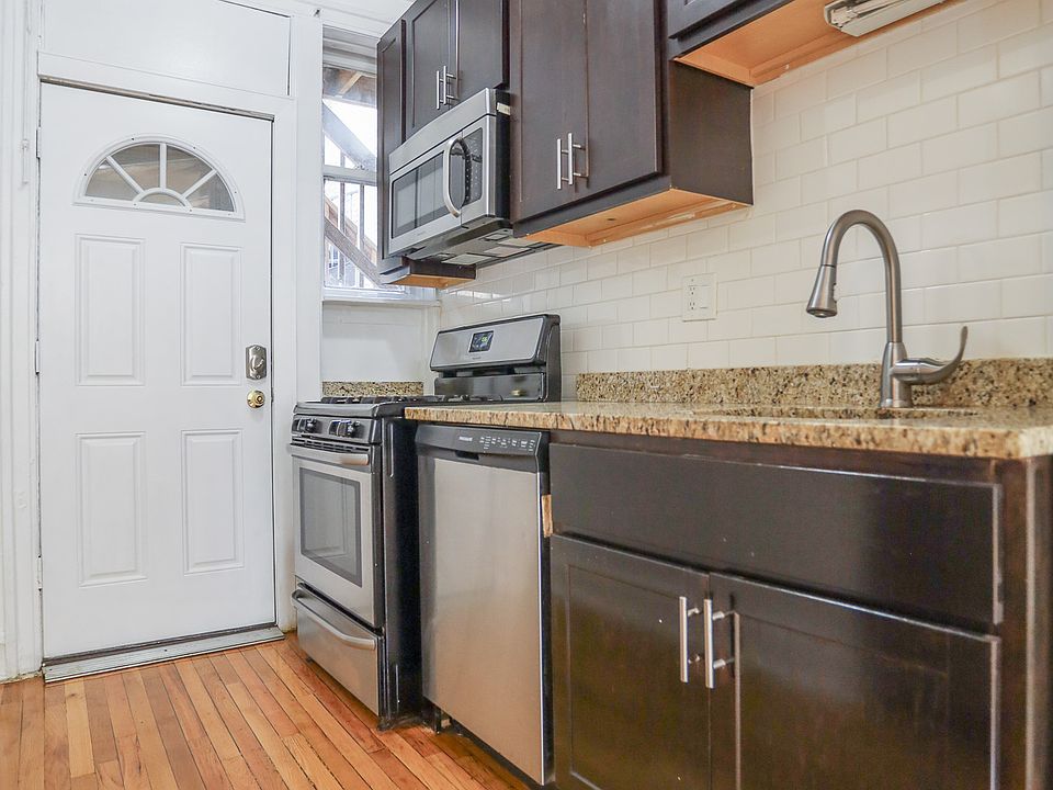 1st image of 1329 W Touhy Ave APT 2S