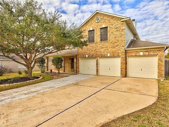 2nd image of 1315 Dove Haven Loop