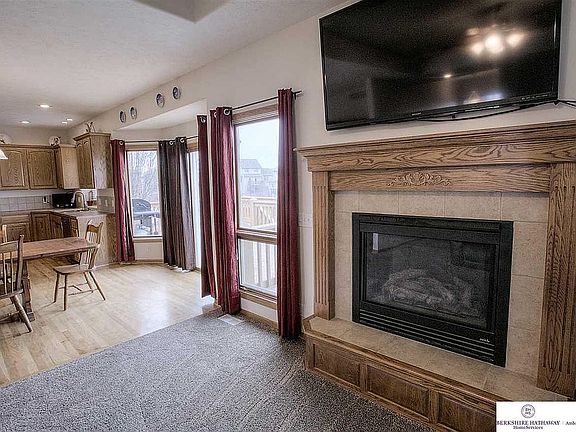 5th image of 10702 S 213th St