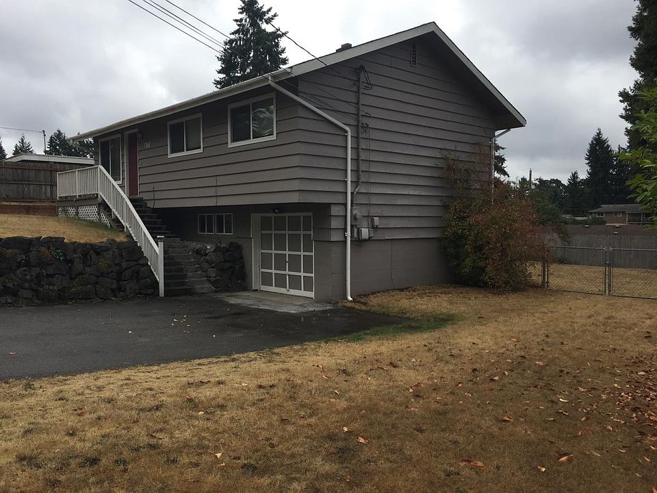 seventytwo club house 「FAIR WAY」 7902 Fairway Dr SW, Lakewood, WA 98498 | Zillow