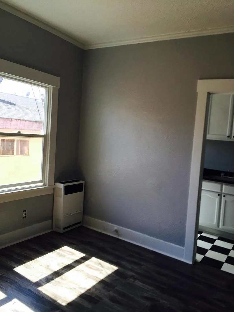 328 Columbia LLC — Photo 4