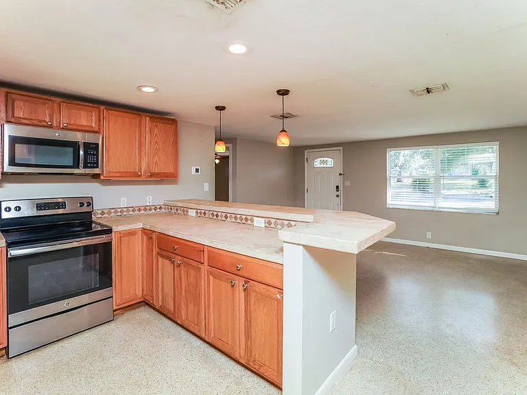 5917 Missouri Ave — Photo 6