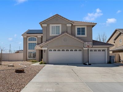 8824 Tamarisk Ave, Oak Hills, CA, 92344