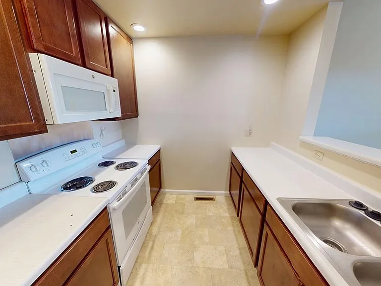 3861 McRee Ave — Photo 26