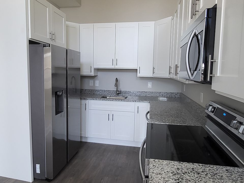 1st image of 135 S Main St #6
