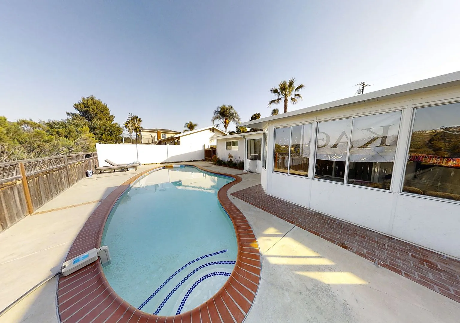 4bd/2ba, Pool!! — Photo 2