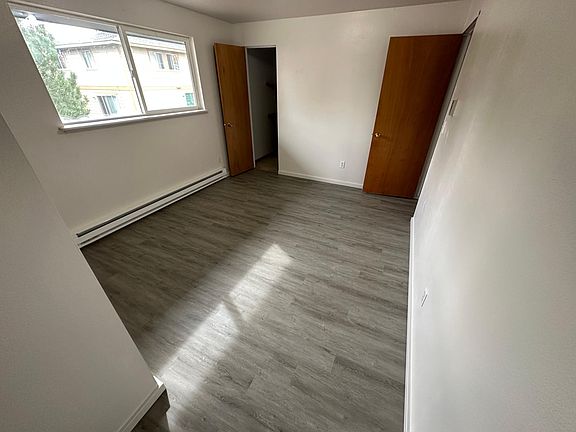 Bedroom brand new paint and flooring