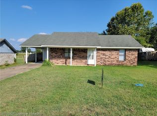 419 Eastgate Dr, Charleston, AR 72933