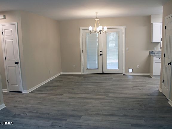 3rd image of 28 Springfield Rd