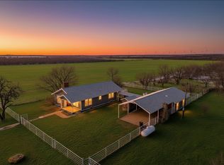 794 W Antelope Rd, Windthorst, TX 76389