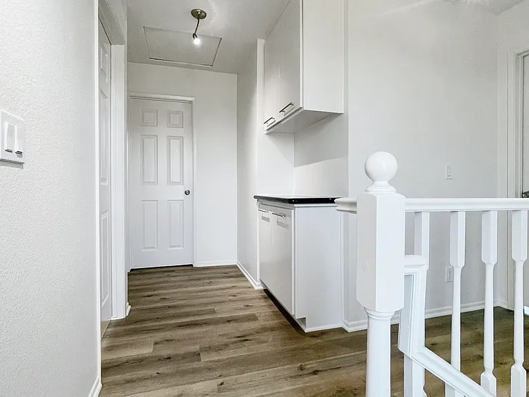 2504 Woodlands Way — Photo 17