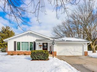 6221 Sycamore St, Greendale, WI 53129