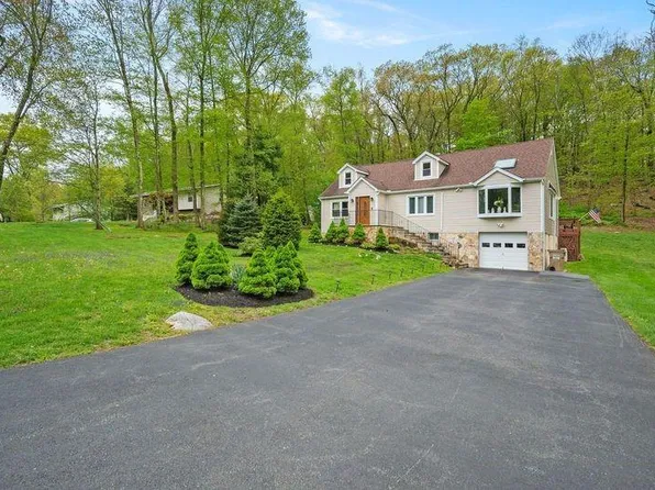 5 Butterfly Lane, Putnam Valley, NY 10579