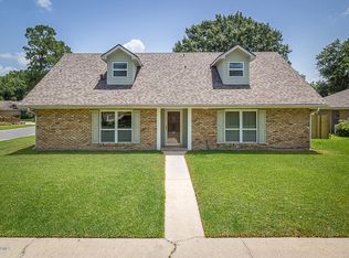 101 Janet Cir, Lafayette, LA 70506