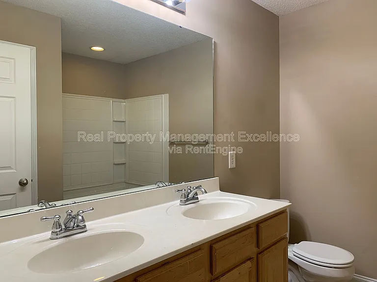 3124 Mackinac Island Ln — Photo 16