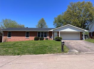 1822 Stoddard St, Cape Girardeau, MO 63701