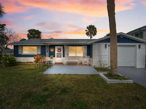 5433 Bluepoint Dr, Port Richey, FL 34668