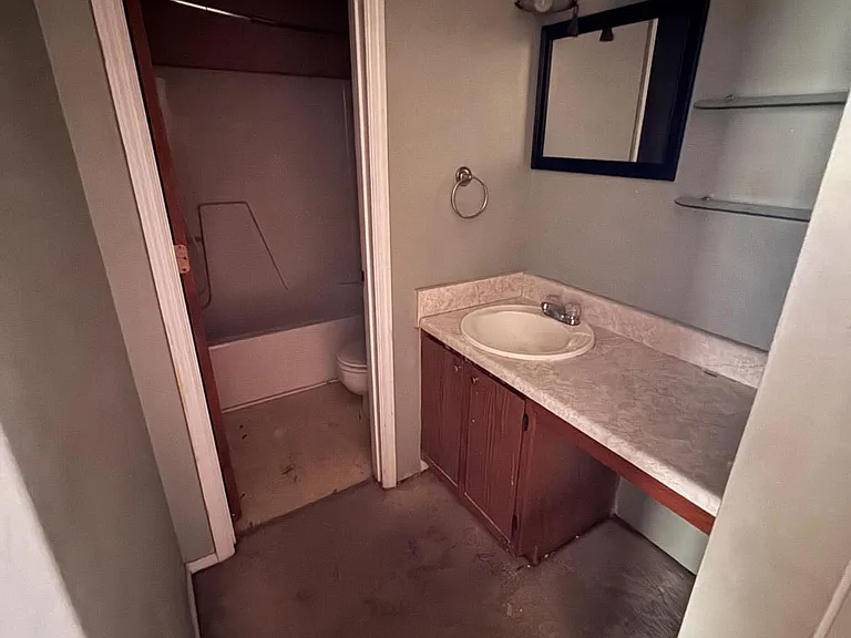 1602 Pine Tree Trl — Photo 16