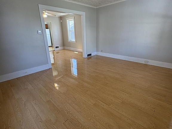 3rd image of 285 E Clark St