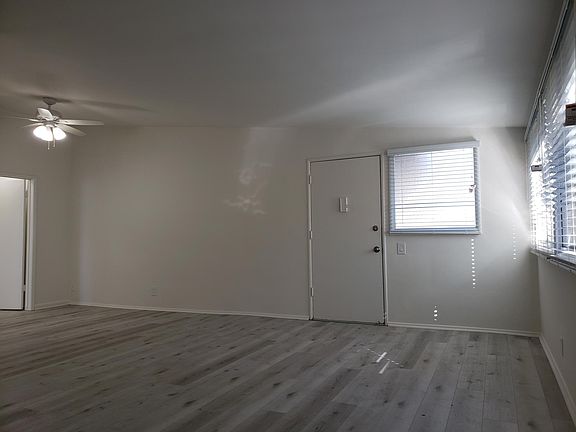 5th image of 305 S Rexford Dr APT 7