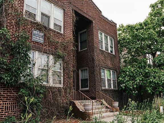 5th image of 3009 Bryant Ave S APT 3