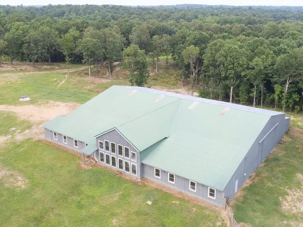 975 Sundance Dr, Piggott, AR 72454