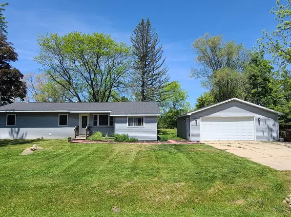 7261 Bellevue Dr, Mt Pleasant, MI 48858