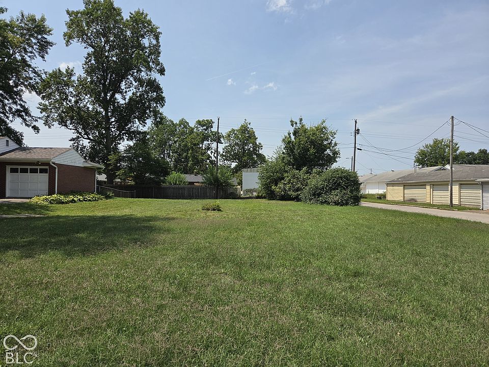 2nd image of S Sycamore St