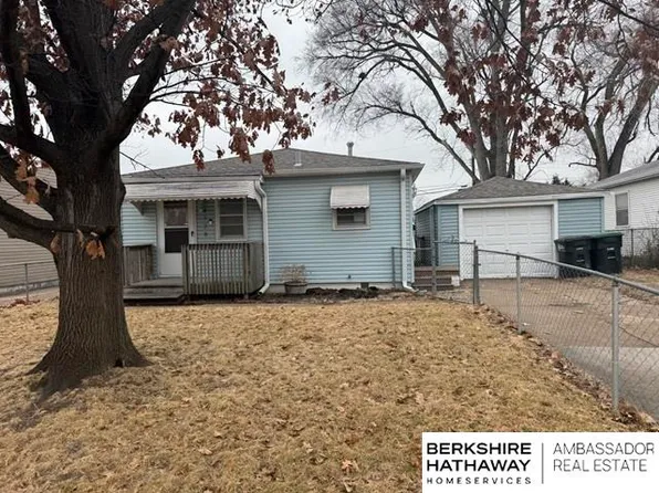 4520 S 63rd St, Omaha, NE 68117