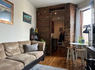 215 E 4th St APT 28, New York, NY 10009