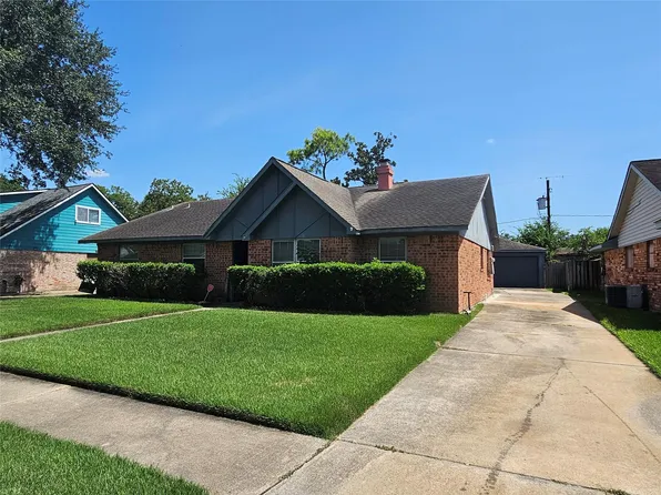1113 E Amherst Ln, Deer Park, TX 77536
