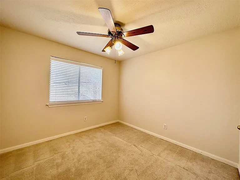 12938 Deer Sage Ct — Photo 33