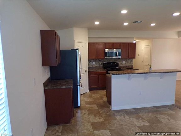 4th image of 8368 Coral Dr