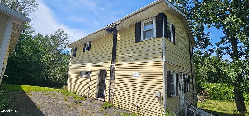4th image of 50 Lenox Road