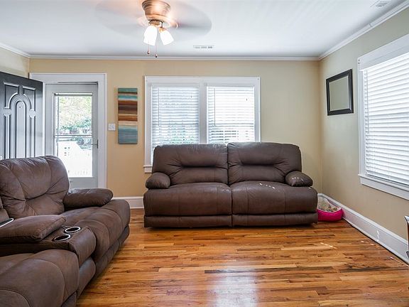 2nd image of 107 Ethelridge Dr