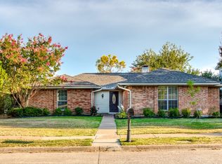1114 Midway Dr, Richardson, TX 75081