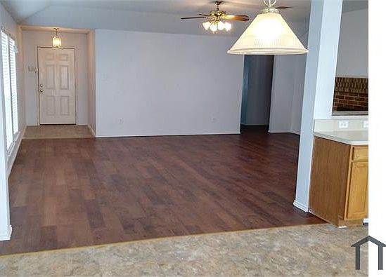 4th image of 2833 Thrush Dr