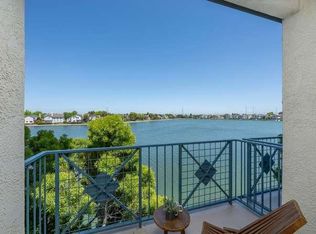 300 Baltic Cir Unit 318, Redwood City, CA 94065