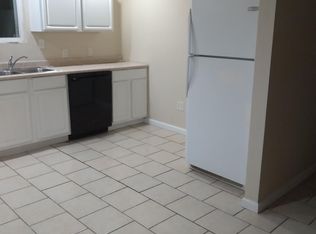 606 W College St, Carbondale, IL 62901