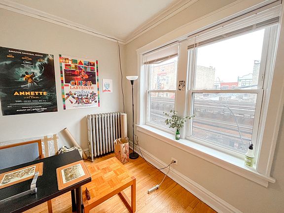 4th image of 1400 N Honore St #996992