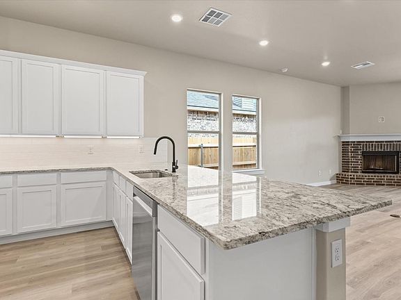 3rd image of 2709 Turner Ave