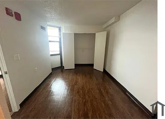 Studio, 378 sqft, $1,257 — Photo 4