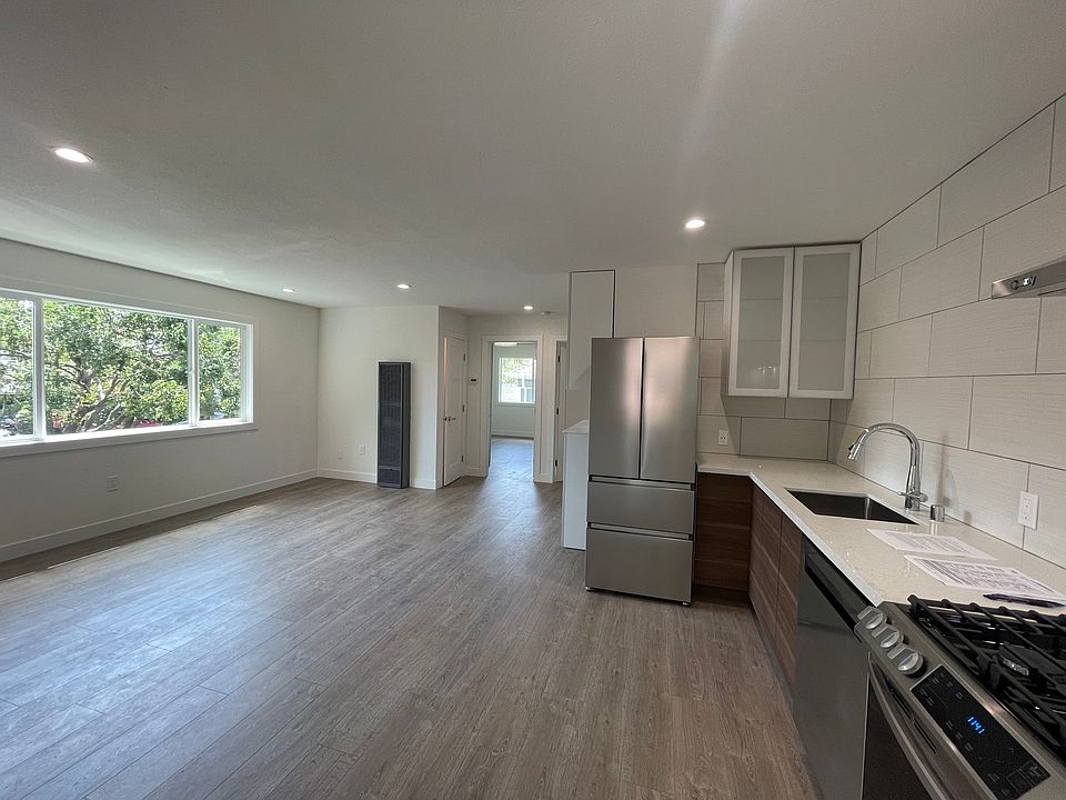 1st image of 3621 Dimond Ave APT 3