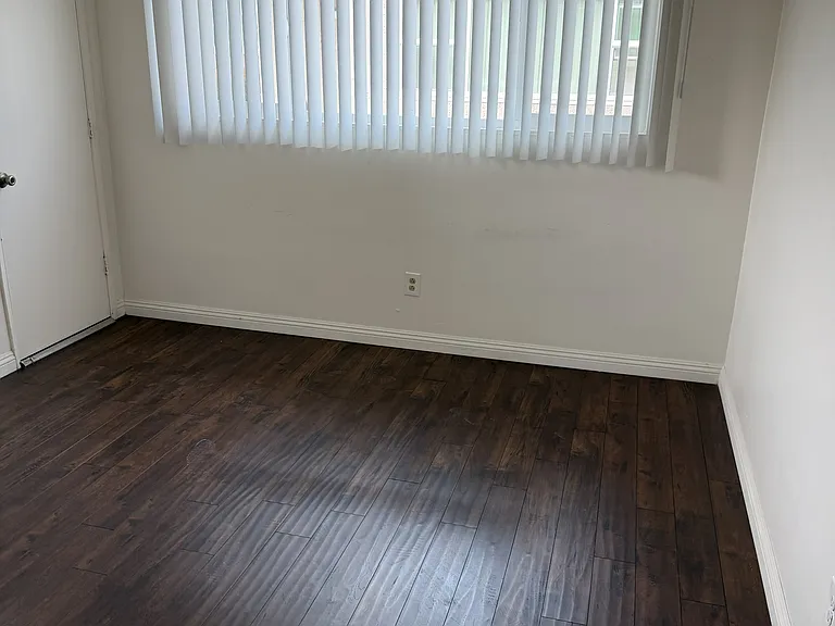 10939 Pioneer Blvd #6 — Photo 1