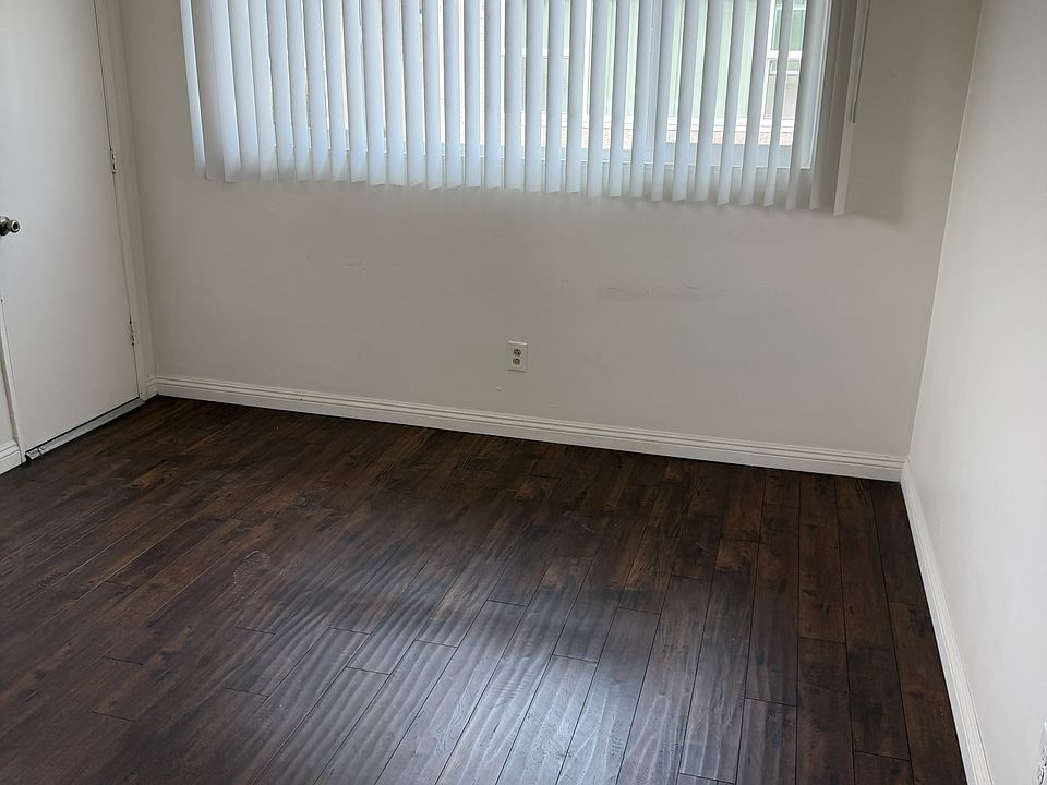 1st image of 10939 Pioneer Blvd APT 6