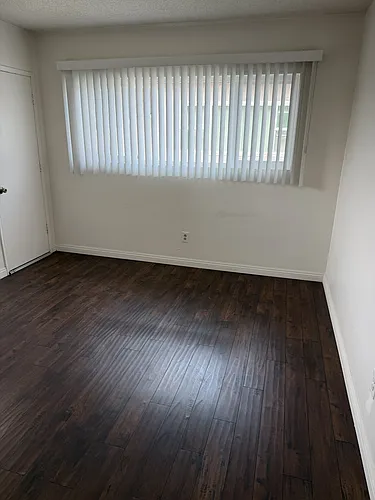 10939 Pioneer Blvd #6 Photo 1